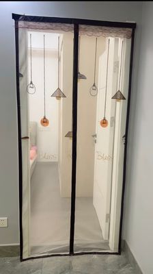 रंगीन में दरवाजे और खिड़की के लिए लोकप्रिय चुंबकीय जाल दरवाजा पर्दा, सांस लेने योग्य और कार्यात्मक